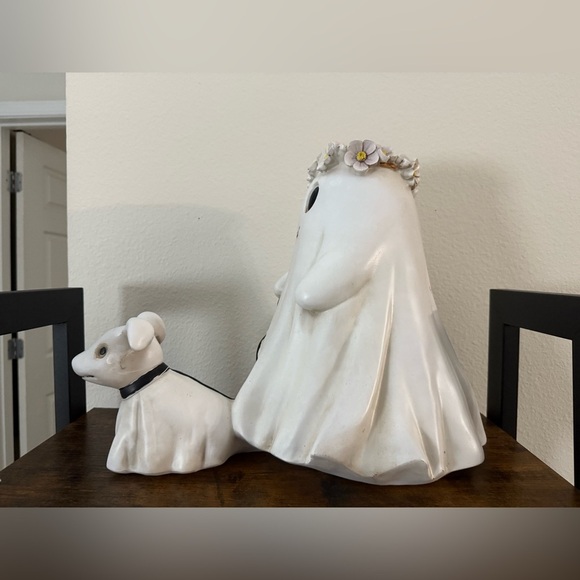 Goblin and Ghoul Ghost Walking dog - Picture 3 of 3